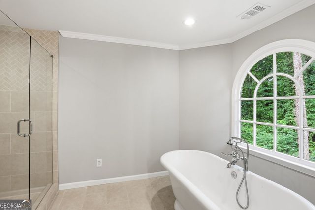 3845 Jettie Court SW, Lilburn, GA 30047