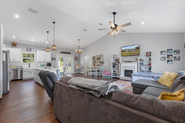 5231 NW 73RD STREET, Chiefland, FL 32626