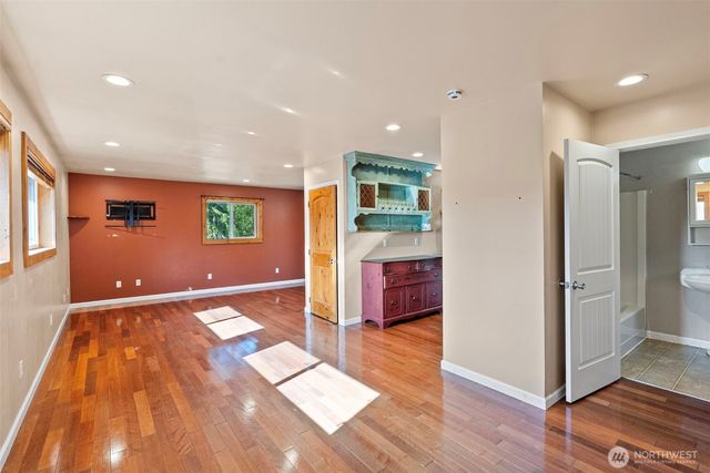 9710 Cramer Road NW, Gig Harbor, WA 98329