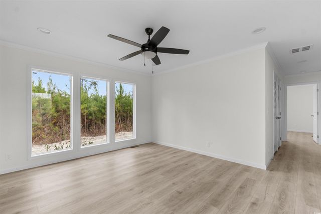 141 Feather Dr, Georgetown, SC 29440