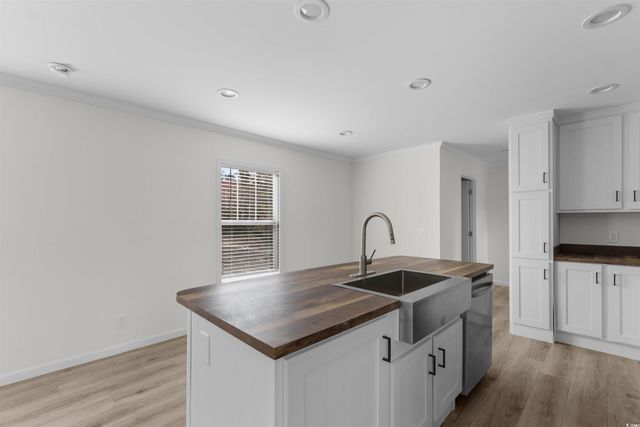 141 Feather Dr, Georgetown, SC 29440