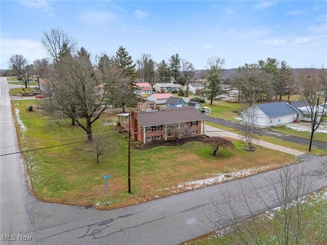 327 39th Street SW, Canton, OH 44706