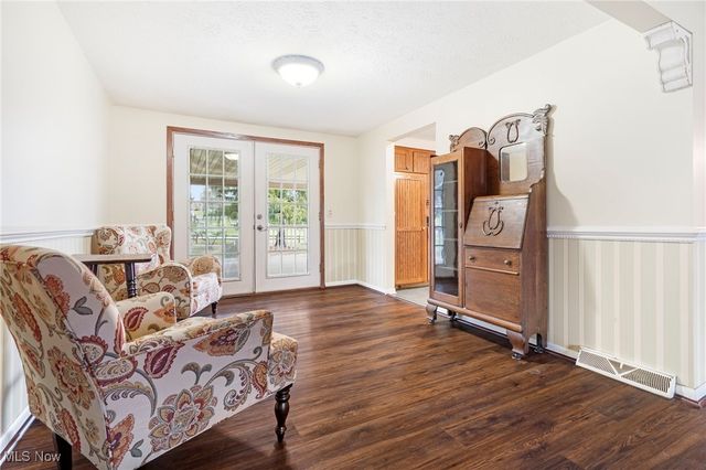 327 39th Street SW, Canton, OH 44706