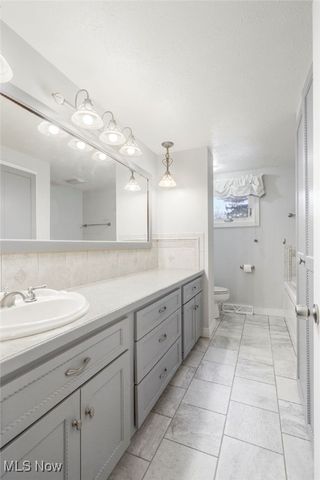 327 39th Street SW, Canton, OH 44706