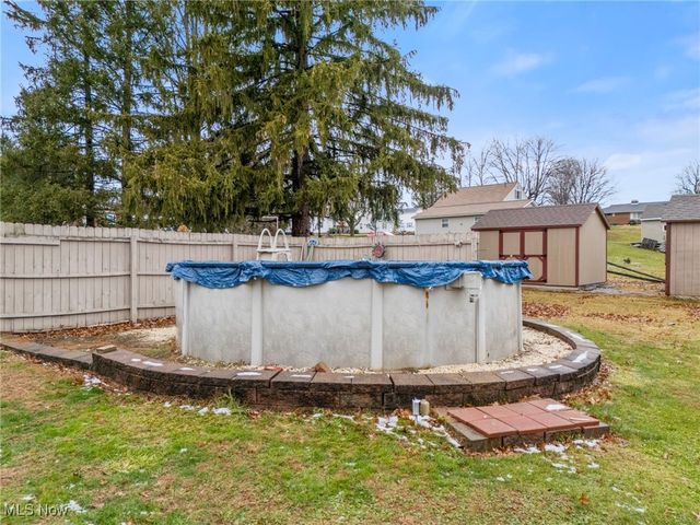 327 39th Street SW, Canton, OH 44706