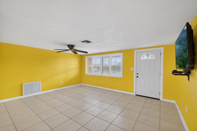 4927 FORESTAY COURT, New Port Richey, FL 34652