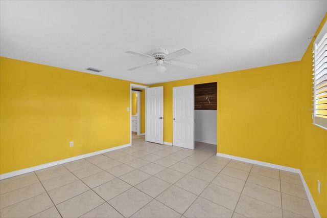 4927 FORESTAY COURT, New Port Richey, FL 34652