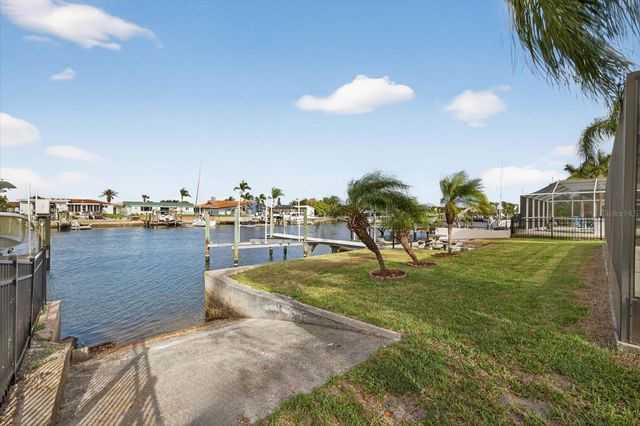 4927 FORESTAY COURT, New Port Richey, FL 34652