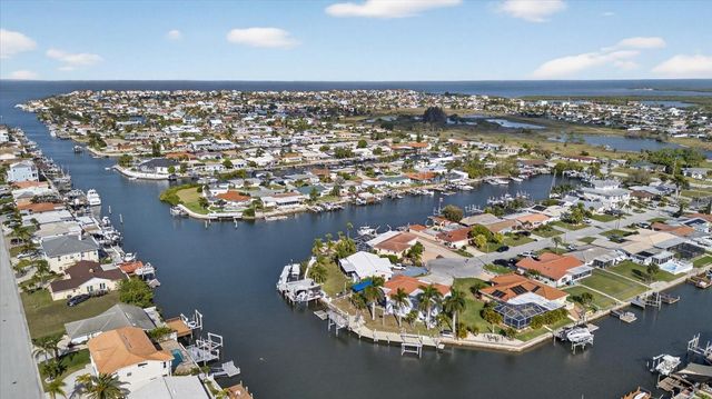 4927 FORESTAY COURT, New Port Richey, FL 34652