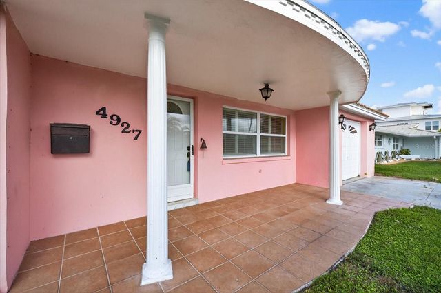 4927 FORESTAY COURT, New Port Richey, FL 34652