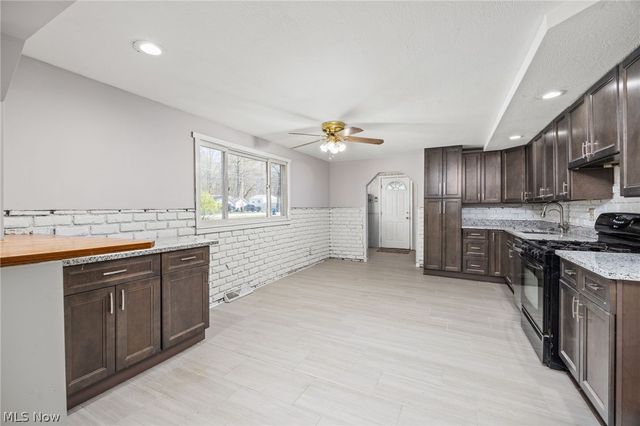 4942 Lear Nagle Road, North Ridgeville, OH 44039