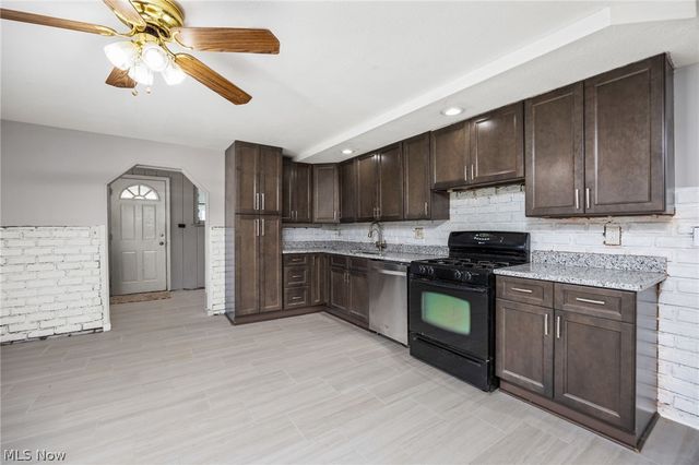 4942 Lear Nagle Road, North Ridgeville, OH 44039