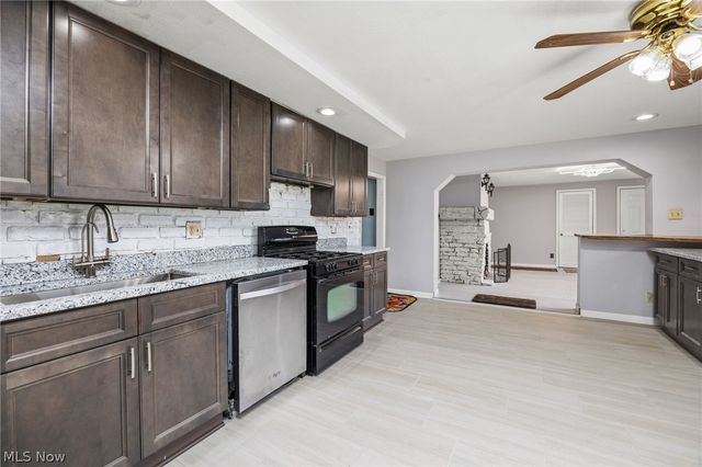 4942 Lear Nagle Road, North Ridgeville, OH 44039