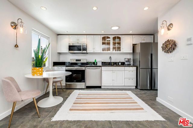 445 Washington Boulevard 10, Marina Del Rey, CA 90292