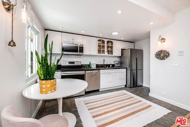 445 Washington Boulevard 10, Marina Del Rey, CA 90292