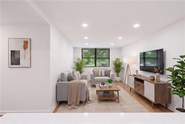 2965 Pharr Court South NW 118, Atlanta, GA 30305
