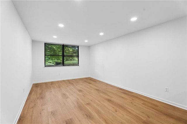 2965 Pharr Court South NW 118, Atlanta, GA 30305