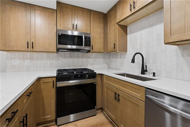 2965 Pharr Court South NW 118, Atlanta, GA 30305