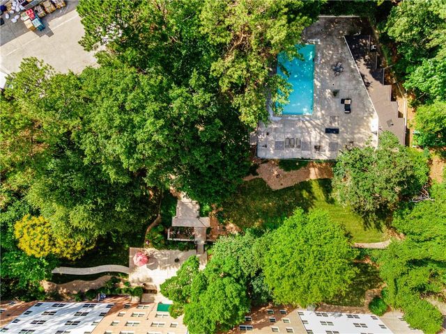 2965 Pharr Court South NW 118, Atlanta, GA 30305