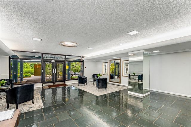 2965 Pharr Court South NW 118, Atlanta, GA 30305