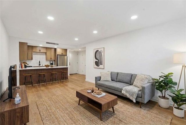 2965 Pharr Court South NW 118, Atlanta, GA 30305