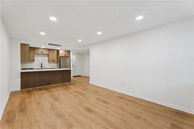 2965 Pharr Court South NW 118, Atlanta, GA 30305
