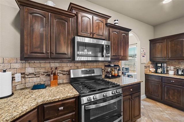 1261 Chattie Drive, Centerton, AR 72719