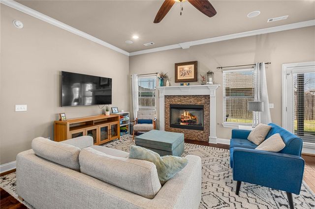 1261 Chattie Drive, Centerton, AR 72719