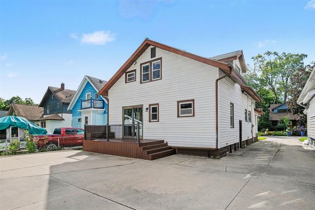 48 Mayfield Avenue, Grand Rapids, MI 49503