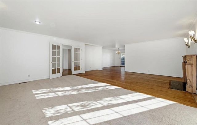 915 Berry Avenue, Los Altos, CA 94024