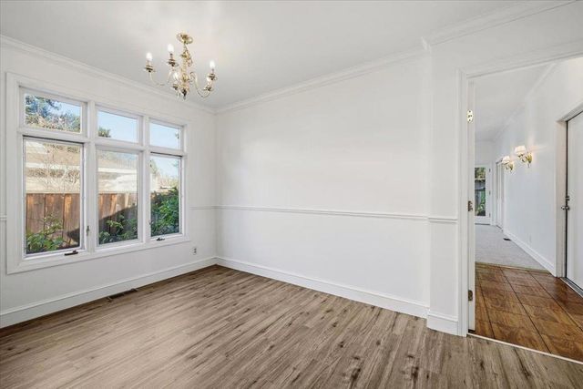 915 Berry Avenue, Los Altos, CA 94024