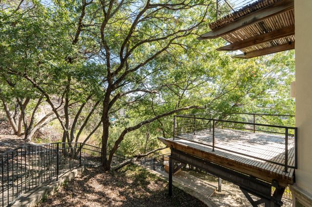 5310 Scenic View DR, Austin, TX 78746