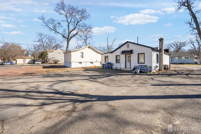 294 Devoe Avenue, Spotswood, NJ 08884