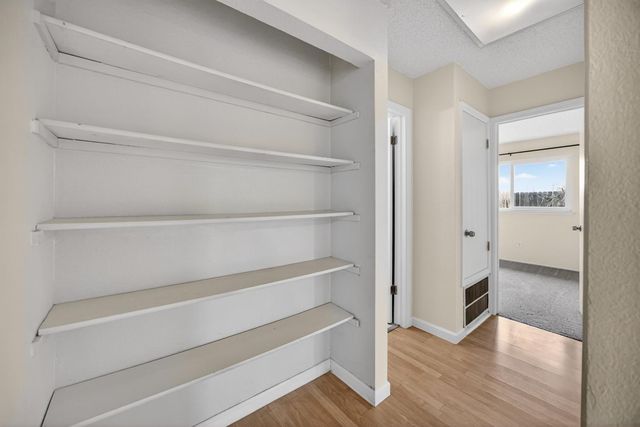 6635 Spoerriwood Ct, Sacramento, CA 95828