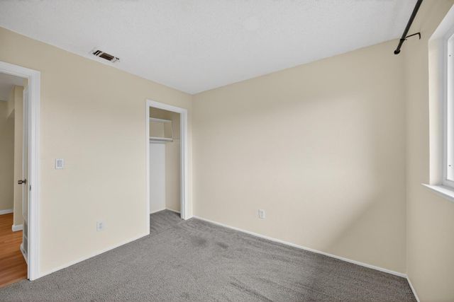 6635 Spoerriwood Ct, Sacramento, CA 95828