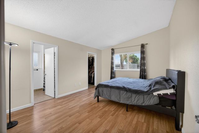 6635 Spoerriwood Ct, Sacramento, CA 95828