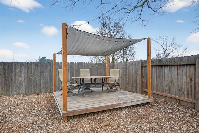 6635 Spoerriwood Ct, Sacramento, CA 95828