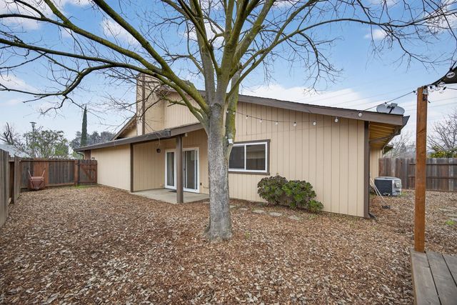 6635 Spoerriwood Ct, Sacramento, CA 95828