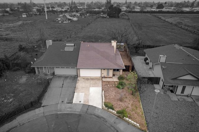 6635 Spoerriwood Ct, Sacramento, CA 95828