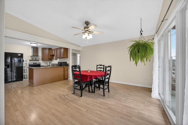 6635 Spoerriwood Ct, Sacramento, CA 95828