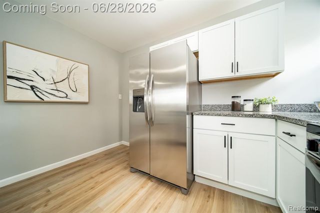 15646 Selwyn Street, Southgate, MI 48195