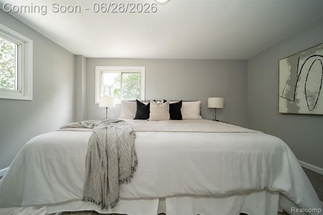 15646 Selwyn Street, Southgate, MI 48195
