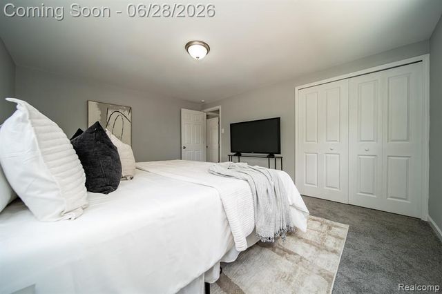 15646 Selwyn Street, Southgate, MI 48195