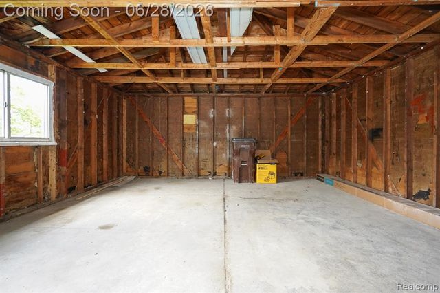 15646 Selwyn Street, Southgate, MI 48195