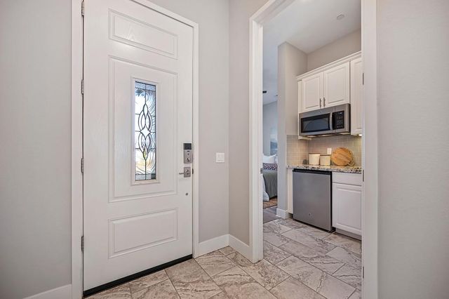 4000 Don River Ln, Sacramento, CA 95834