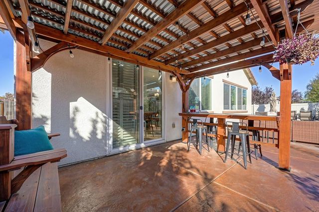 4000 Don River Ln, Sacramento, CA 95834