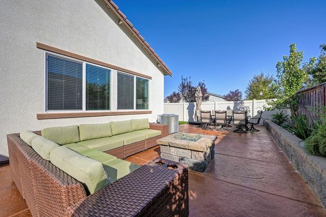 4000 Don River Ln, Sacramento, CA 95834