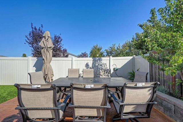 4000 Don River Ln, Sacramento, CA 95834
