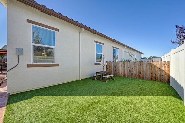 4000 Don River Ln, Sacramento, CA 95834