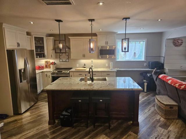 40275 Avenida Cerrovista, Cherry Valley, CA 92223